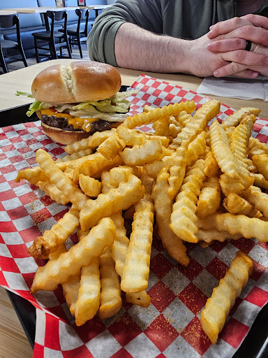 Photo of CRUNCHYZ Pizza & Burgers - 12544 132 Ave NW, Edmonton, AB T5L 3P9